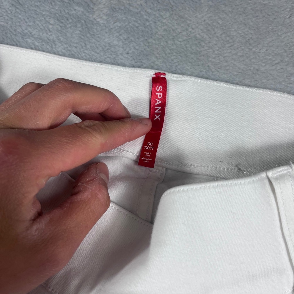 Spanx Clean Elevate Flare Jeans White Pull On High Rise 20349R Womens 1X Tall - Picture 3 of 12
